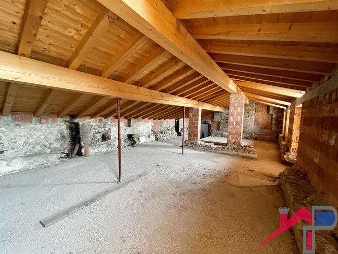 Caprino B.sco - Ampio appartamento al rustico Caprino Bergamasco