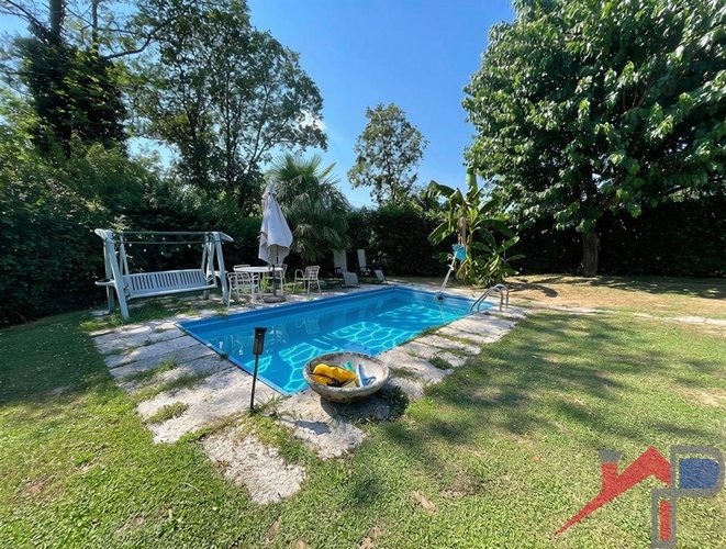 Bellissima Villa Singola Immersa nel Verde Villa d'Adda