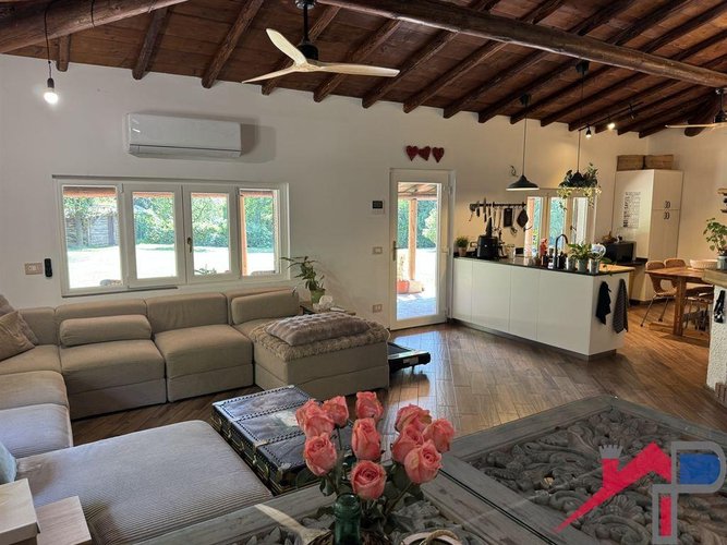 Bellissima Villa Singola Immersa nel Verde Villa d'Adda