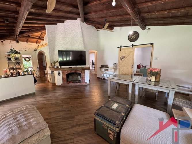 Bellissima Villa Singola Immersa nel Verde Villa d'Adda
