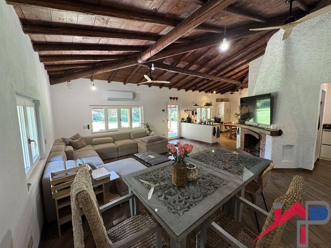 Bellissima Villa Singola Immersa nel Verde Villa d'Adda