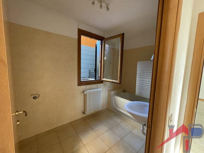 Trilocale in ottimo stato con Giardino Privato Cisano Bergamasco