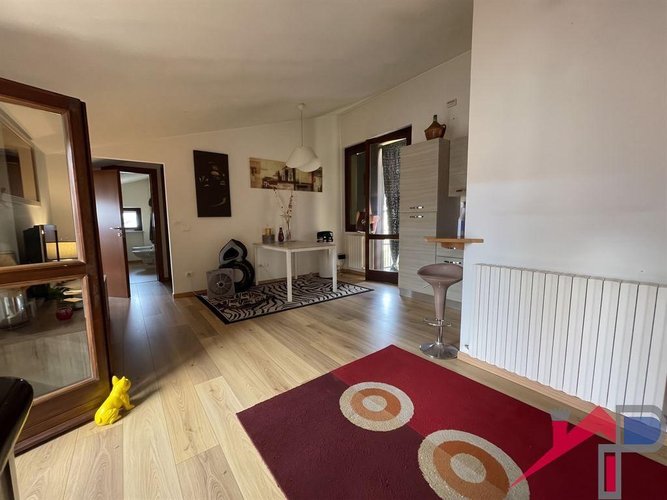 Bilocale ristrutturato  a Caprino B.sco Caprino Bergamasco