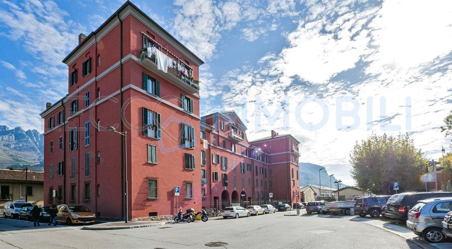 LA CASA VISTA MONTI