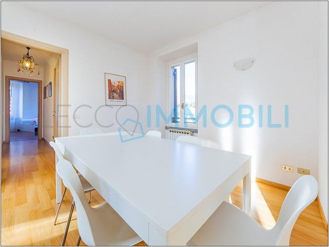 LA CASA CHE FA LUCE Galbiate