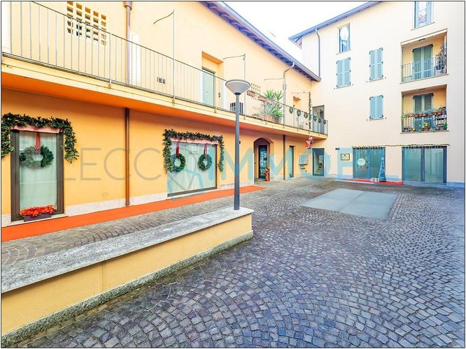 "LA CASA CHE UNISCE DESIGN E INNOVAZIONE" Lecco