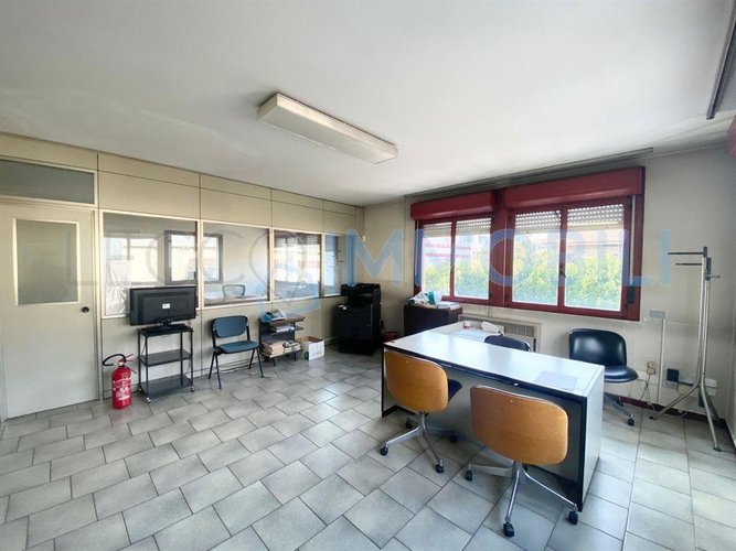 L'UFFICIO VERSATILE Lecco