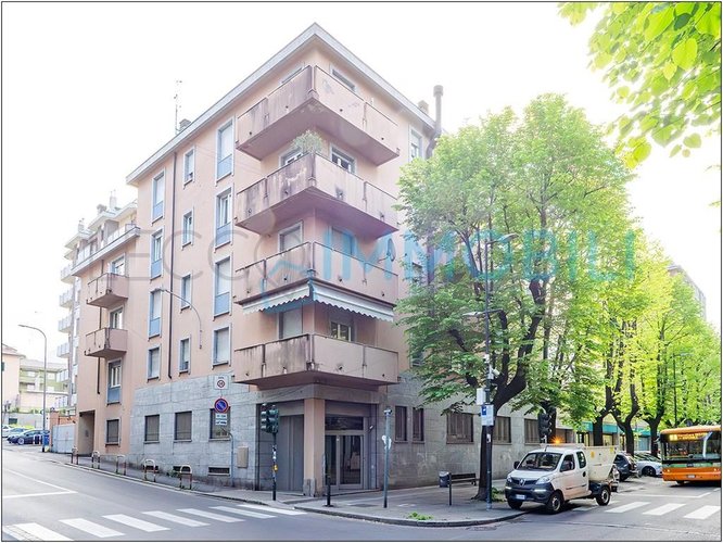 L'UFFICIO DEL VIALE