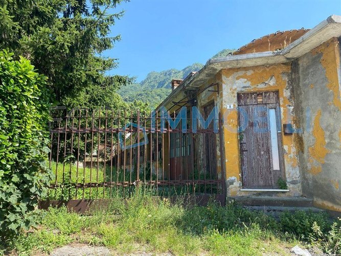 IL CAPANNONE CON PROGETTO APPROVATO Valmadrera