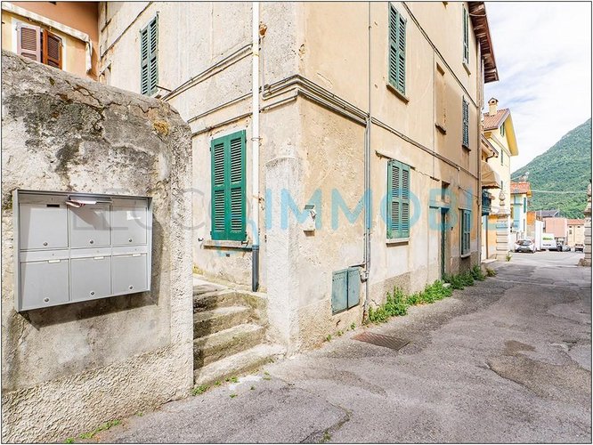 IL RUSTICO CHE ATTENDE IL TUO PROGETTO Valmadrera