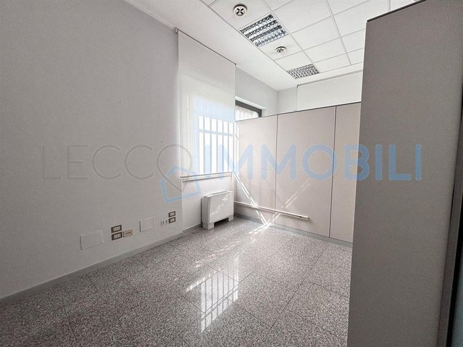 "L'UFFICIO CHE APRE LE PORTE" Lecco