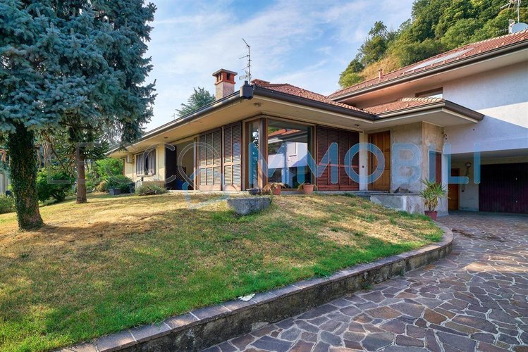 "LA CASA IN VILLA"
