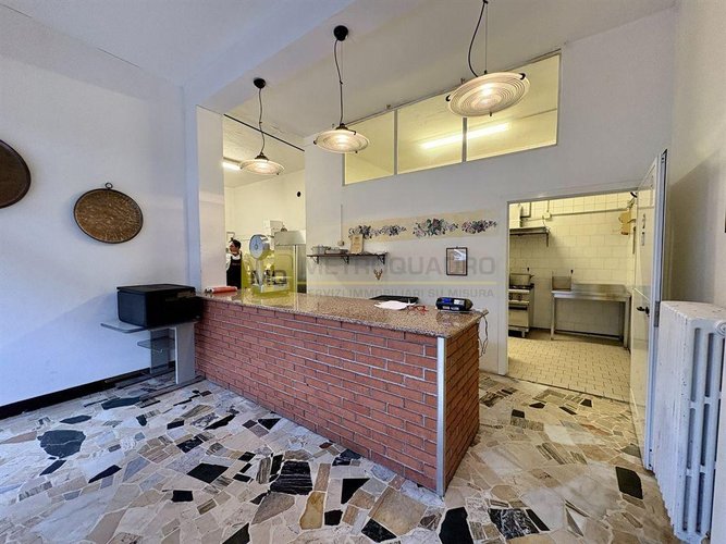 Vendesi Attività di Gastronomia a Ballabio all'ingrosso e al minuto Ballabio