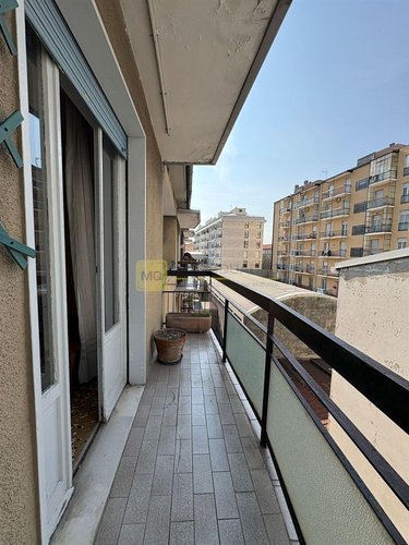 Lecco, Zona Turati, ampie camere in affitto perfette per studenti Lecco