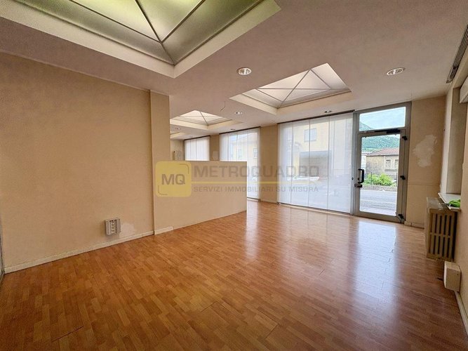 Negozio 4 locali - Rif. NegozioBelledo Lecco