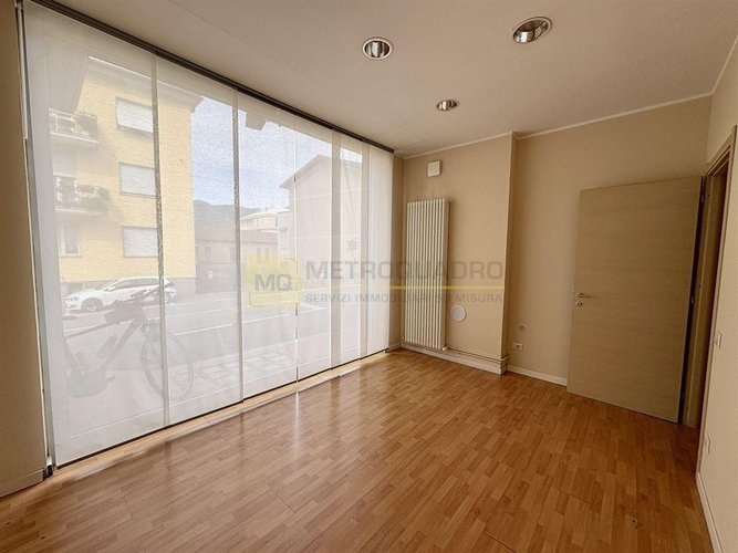 Negozio 4 locali - Rif. NegozioBelledo Lecco