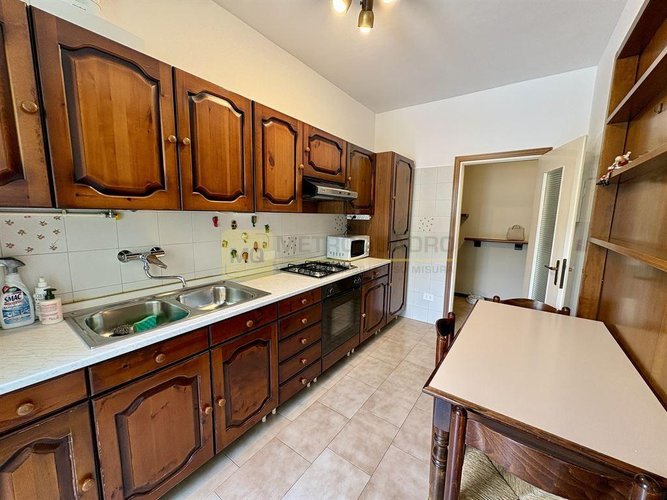 Stanza 1 locale - Rif. GasperiStanza350 Lecco