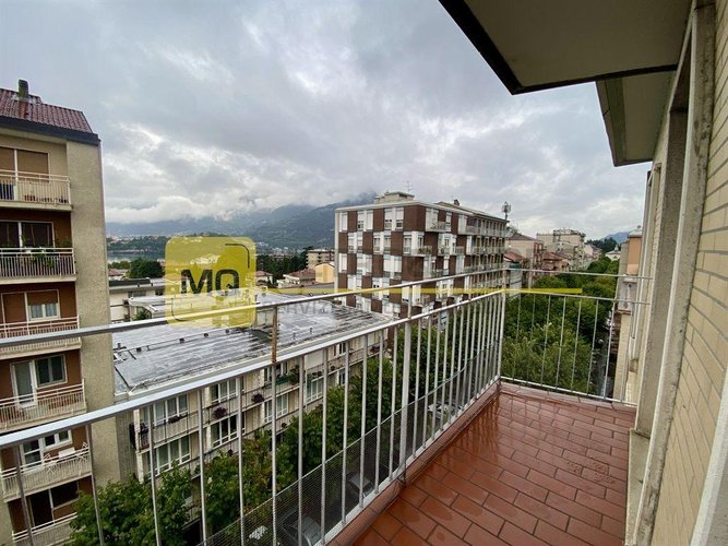 Stanza in affitto - SOLO DONNE Lecco