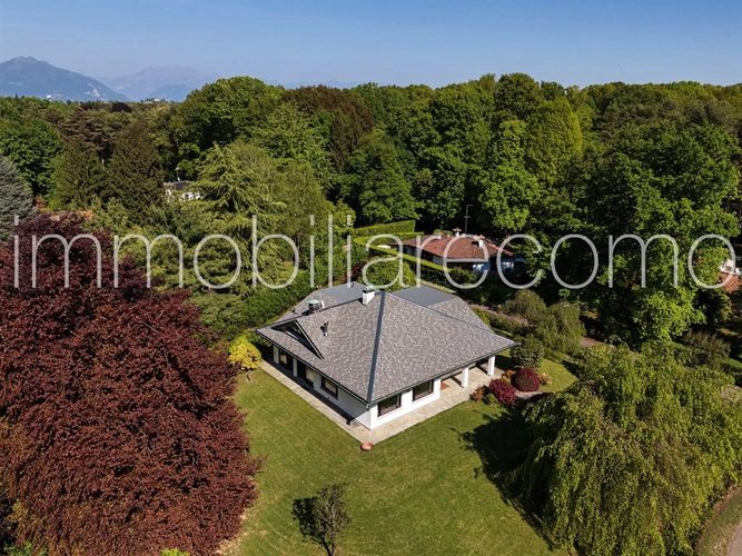 VILLA CASCINA PELADA Capiago Intimiano