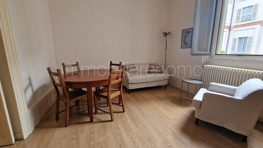 APPARTAMENTO ARREDATO IN CENTRO STORICO Como