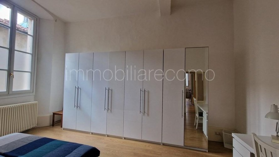 APPARTAMENTO ARREDATO IN CENTRO STORICO Como