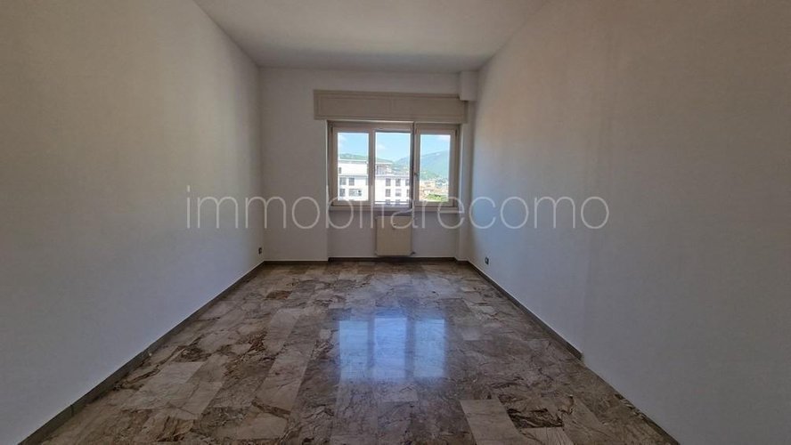 APPARTAMENTO IN LOCAZIONE ADIACENTE MURA CITTADINE Como