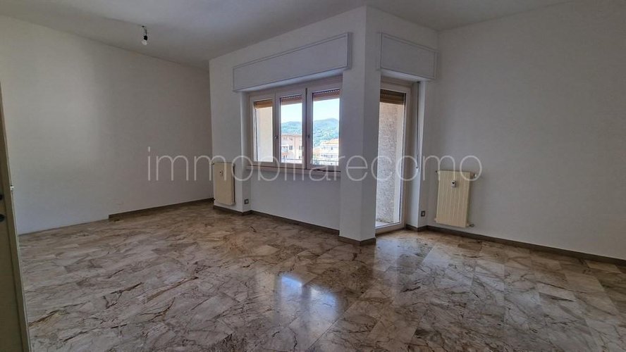 APPARTAMENTO IN LOCAZIONE ADIACENTE MURA CITTADINE Como