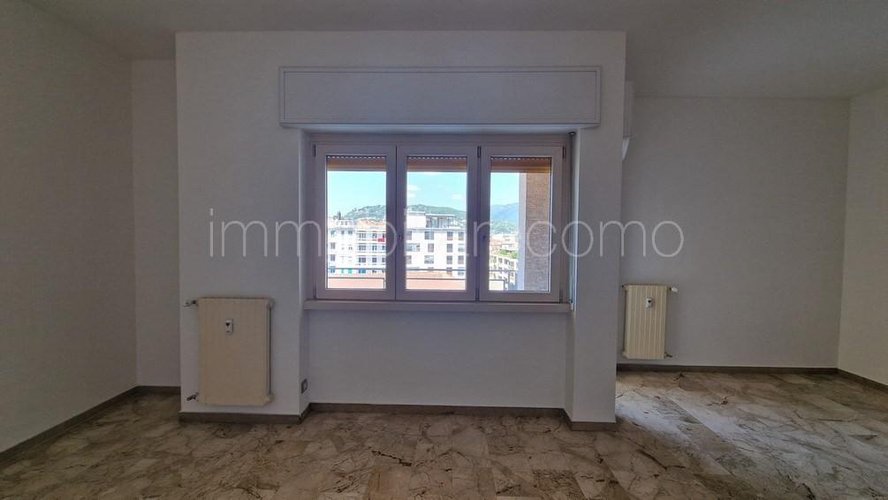 APPARTAMENTO IN LOCAZIONE ADIACENTE MURA CITTADINE Como