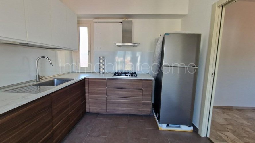APPARTAMENTO IN LOCAZIONE ADIACENTE MURA CITTADINE Como