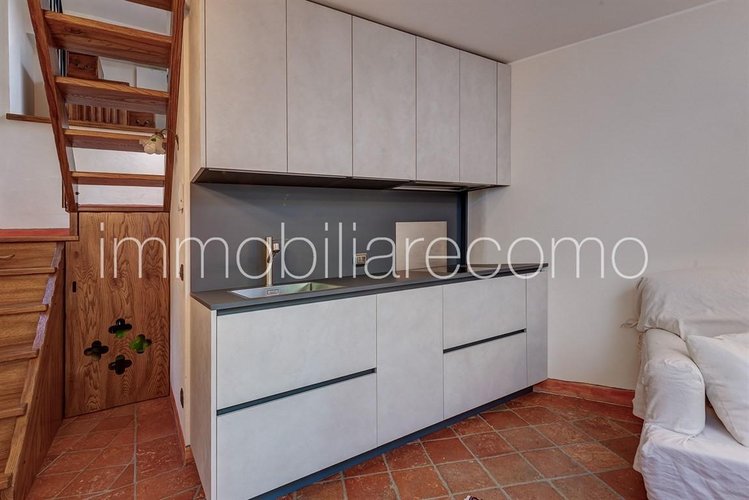 BLEVIO - LAKE FRONT SEMI DETACHED HOUSE Blevio