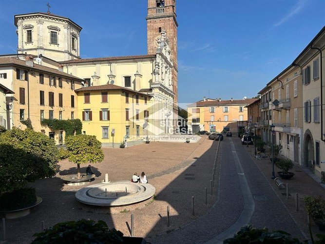 VERDELLO – INTERO STABILE RISTRUTTURATO CON 9 APPARTAMENTI E NEGOZIO – OTTIMA OPPORTUNITÀ DI INVESTI Verdello